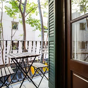 blasco-de-garay-apartment.topbarcelonahotels.com/